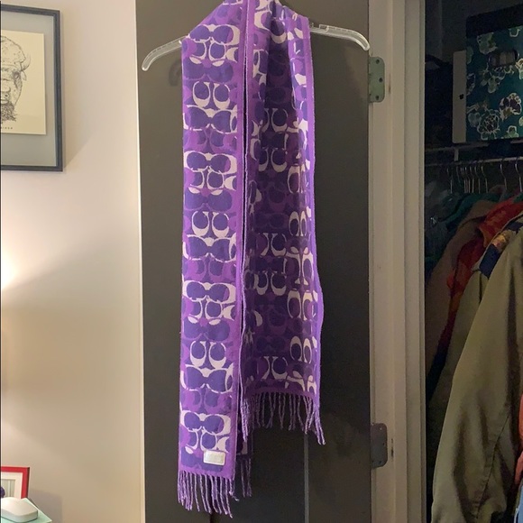 Purple Coach scarf - Picture 1 of 5